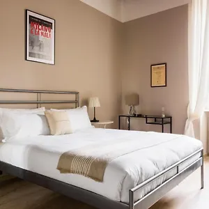 altido-gracious-navigli-flat.it-lombardy.com/